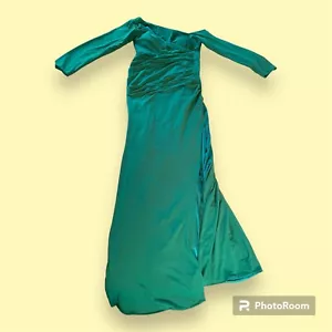 NWT YFANLYNXCI Size XL Emerald Green Long Sleeve Floor Keyhole Off Shoulder - Picture 1 of 14
