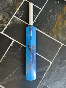 Slazenger Plastic Cricket Bat - Sixe 5 - Brand New - Picture 1 of 3
