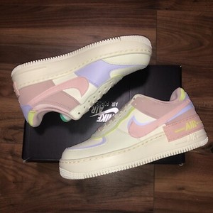 nike force mujer rosas