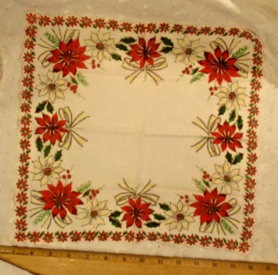 Bonito pañuelo vintage de flores de pascua rojas y blancas de Navidad nuevo en stock Foto 1 de 4