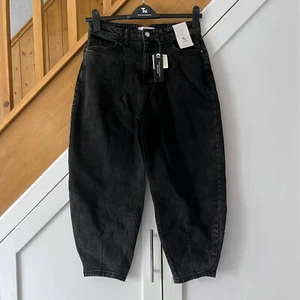 New TU Size 12 Petite Jeans Black Stonewash Denim Balloon Pants Volume Wide Leg - Picture 1 of 15