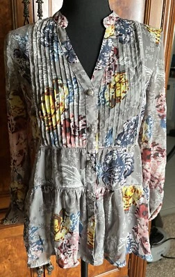 BKE Boutique Womens Button Front Shirt Small Floral Pleated Front Embroidery - Image 1 of 3