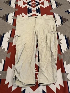 Eddie Bauer Sightscape Capri Pants Size 12 Beige Slightly Curvy Travex Hiking - Picture 1 of 3