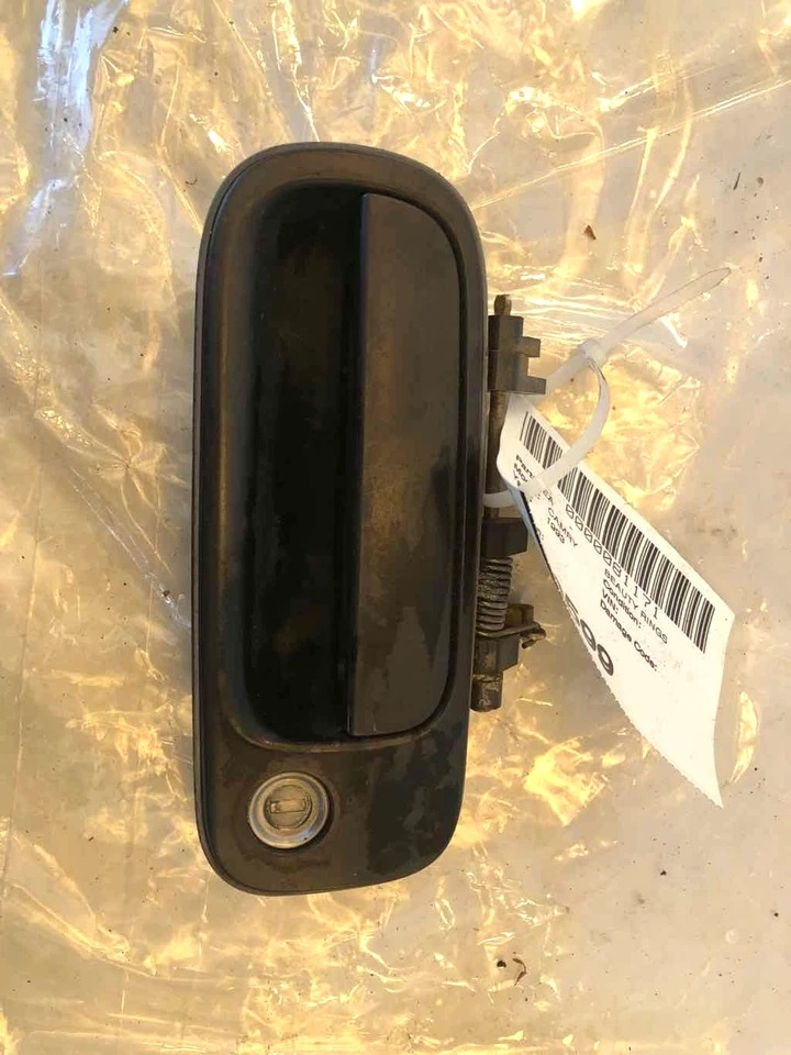 Toyota Camry 1993 sedán manija de puerta exterior delantera 4 puertas lado del conductor izquierdo derecho Foto 1 de 4