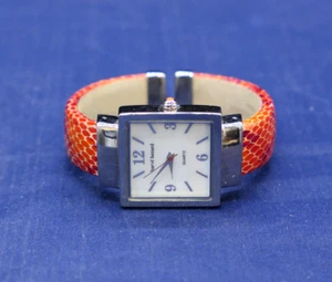 Harve Benard Ladies Fashion Cuff Band Watch Analog - Picture 1 of 7