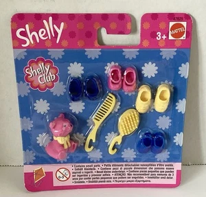2002 Shelly's Little Accessories Pack -  Accessories Set NRFC Shelly Club Kelly - Picture 1 of 2