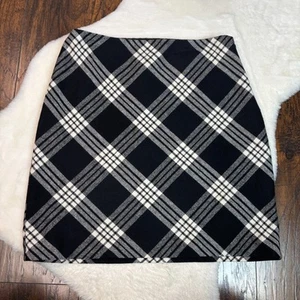 Talbots Skirt 8 Black White Plaid Wool Blend Work Career Women's - Picture 1 of 11