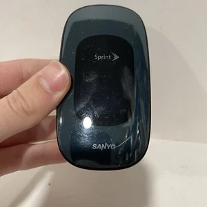 Sanyo Flip Phone - Black - Sprint Cellular (PARTS ONLY) - Picture 1 of 7