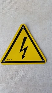 Targhetta In alluminio Pericolo tensione forma tringolare NORMA - Foto 1 di 1