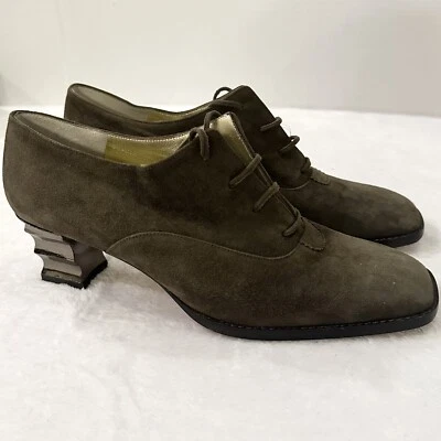 Zapatos de salón vintage ESCADA verde/marrón gamuza con cordones botín de tacón funky 8 AA estrechos Foto 1 de 4