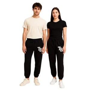 The Bar schwarze Varsity Jogger Jogginghose Gr. M Chenille TB Patch, kuschelig  - Bild 1 von 5