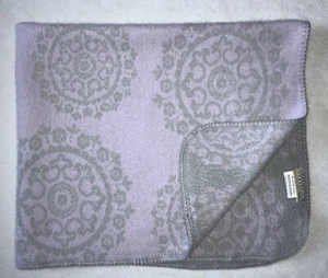 Pottery Barn Kids Baby Stroller Blanket Purple Gray Reversible Pattern Acrylic  - Picture 1 of 4
