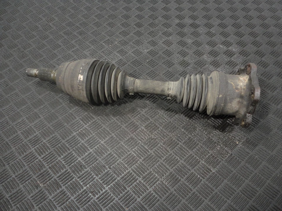 2002 GMC YUKON XL 2500 6.0L V8 4WD A/T FRONT LEFT AXLE SHAFT - Image 1 of 4
