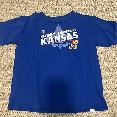 Camisa Kansas Jayhawks Juvenil Talla L 7 Azul Campeón Rock Chalk Jayhawks Niños Foto 1 de 3
