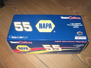 Michael Waltrip #55 NAPA 2006 NASCAR Equipo Calibre Modelo Diecast Car Escala 1:24 - Imagen 1 de 6