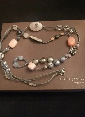 Collar Silpada 40" con Jabonera Cuarzo Rosa y Cuentas de Perlas N2191 Foto 1 de 4