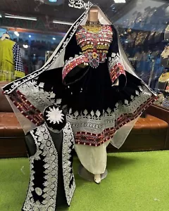 Afghanisches kurzes Kochi Nikkah Paar Kleid für Damen. Afghanisches Party und Hochzeitskleid - Bild 1 von 4