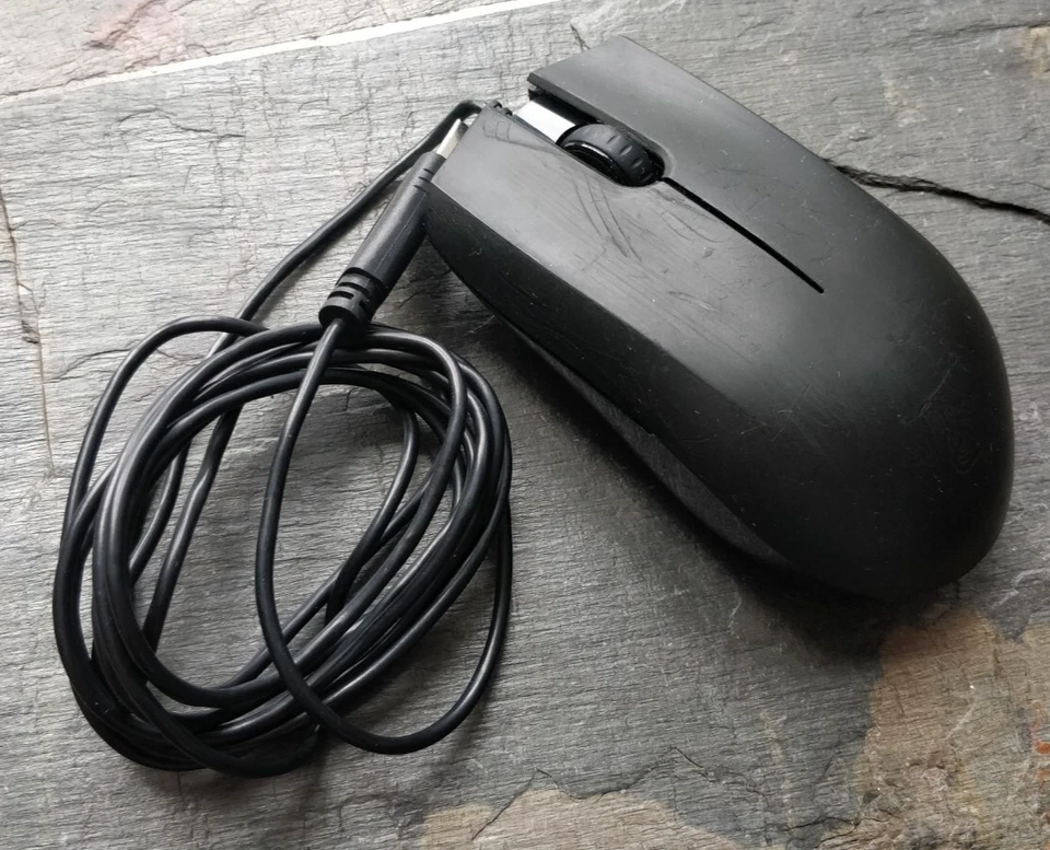 Razer Abyssus RZ01-00360100 3500DPI 3.5G Optical Gaming Mouse Mice 1000Hz - Image 1 of 4