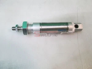 ONE FESTO DSNU-25-30-P-A 1908307 ISO Cylinder New - Picture 1 of 5