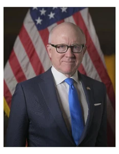 Foto retrato del embajador Woody Johnson 2020 8x10 en 8,5" x 11" - Imagen 1 de 1