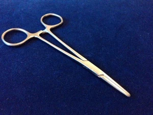 O.R GRADE MOSQUITO AUTOCLAVABLE HEMOSTAT FORCEPS 5" STRAIGHT TIP SURGICAL - Picture 1 of 3
