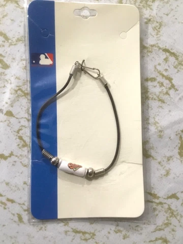 Vintage 1990's Baltimore Orioles Brand New Sealed Bracelet bead/cord Peter David Cover