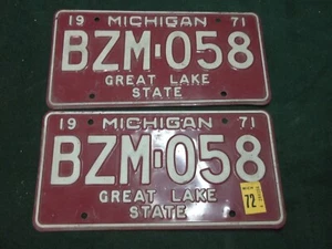 Vintage Pair 1971-1972 Michigan License Plates BZM-058~Used-GO392 - Picture 1 of 2