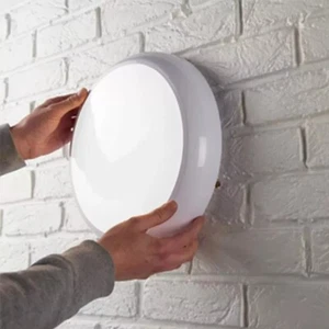 White LED Bulkhead 28W Round Slimline IP65 Emergency Ceiling Light Wall - Picture 1 of 4