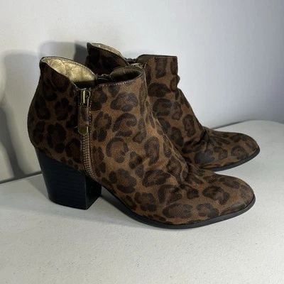 Botines Style & Co Talla 7 Tacón Bloque Cremallera Lateral Estampado Leopardo Usados Foto 1 de 4