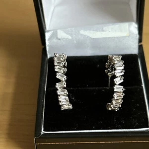 925 Silver Clear Gemstone Hoop Design Earrings - Picture 1 of 6