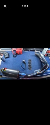 Sistema de escape Akrapovic Racing Honda CBR1000RR 2012-2016 / CBR1000RR ABS 09-16 Foto 1 de 4