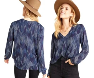 Anthropologie Cloth & Stone Dotted Herringbone V-Neck Lightweight Blouse Small - Picture 1 of 16