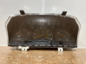 1993 MITSUBISHI EXPO LRV SPEEDOMETER 1.8L AUTO. 163,399K. WITH REAR WIPER - Picture 1 of 3