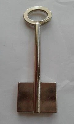 AD-47 Tresorschlüssel / Safe Keyblanks - Image 1 of 2