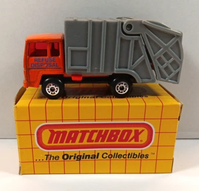 MATCHBOX # 36 ORANGE/GRAY REFUSE TRUCK  MB36 MIB - Image 1 of 4