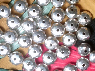 Винтажный 150 СЕРЕБРЯНОЕ ПОКРЫТИЕ АКРИЛ ГРАНЕНЫЙ RONDELLE ПРОКЛАДКА БИСЕР 12 мм #022719m близко - Изображение 1 из 4