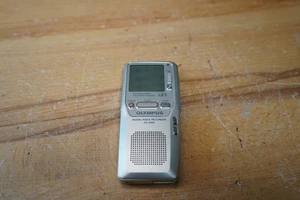 (i) Olympus DS-3300 Handheld Digital Voice Recorder getestet - Bild 1 von 6