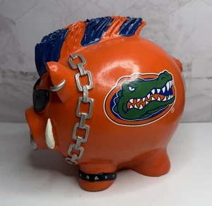 University Of Florida Alligatoren NCAA Harz Sparschwein Logo Mohawk Kette Punk - Bild 1 von 5