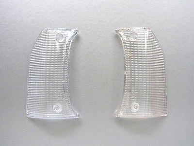 81 - 83 TOYOTA HILUX RN40 LN40 HEADLIGHT CORNER LENS WHITE - Image 1 of 2