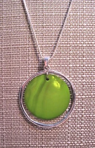 Large Silver Tone Green Shell Necklace from Macys F99 - Picture 1 of 5