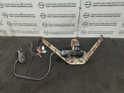 LAND ROVER DISCOVERY 3 L319 TOW BAR - Image 1 of 4