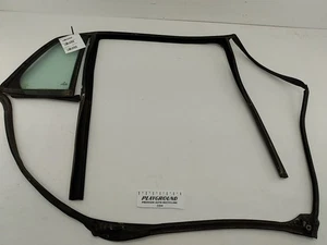 VOLKSWAGEN VW PHAETON Rear Passenger Right Quarter Glass & Door Seal Fits 04-06 - Picture 1 of 12