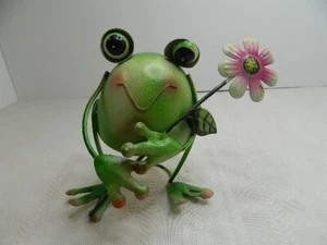Green Frog Metal Figurine Garden Décor Holding A Flower 6" Tall - Picture 1 of 10