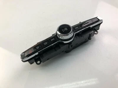 Y2829 VOLVO Climate Control Unit P31398845 - Image 1 of 4