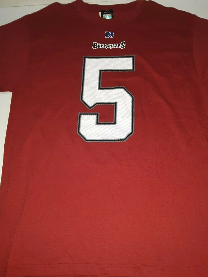 NFL Apparel Tampa Bay Buccaneers Josh Freeman # 5 Men Large T-shirt