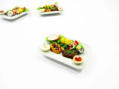 1:6 Dollhouse Miniatures Food Steak Bake Potato Salad Ceramic Plate 14674 - Image 1 of 4