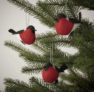 IKEA Vinterfint Red & Black Birds Set of 3 Felt Ornaments Christmas Decor New - Picture 1 of 3