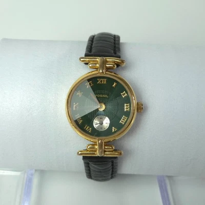 Vintage 1993 FOSSIL Sub-Second Women’s 25mm Quartz Watch Gold Green Black, Runs - Image 1 of 4