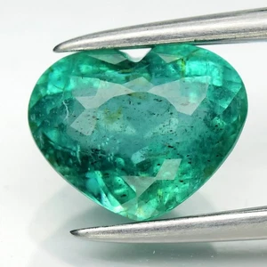 💎 1.44ct 8.2x6.5mm Heart Green Emerald - Unheated, Zambia Gem - Picture 1 of 4