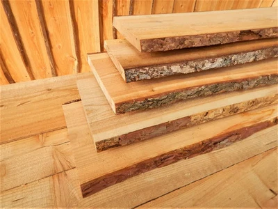 Schwartenbrett Lärche Brett Bohle unbesäumt rustikal Deko Zaun 10 - 400 cm (2) - Bild 1 von 4